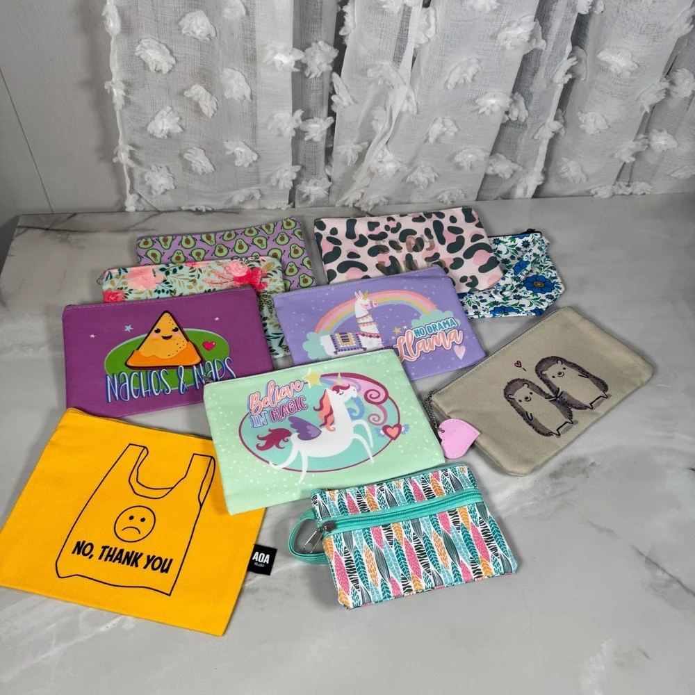 Lot‎ of 10 Novelty Makeup Bags Cosmetics Pouches Llama Unicorn Nachos Hedgehogs